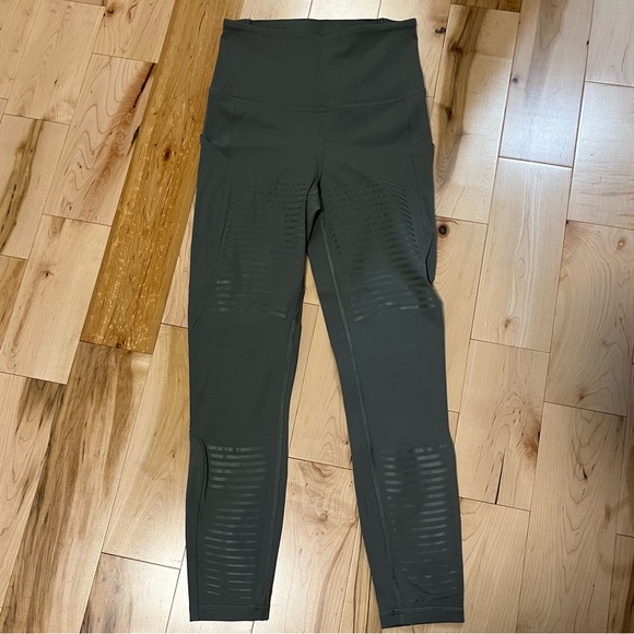 Light green lululemon leggins - Picture 1 of 6